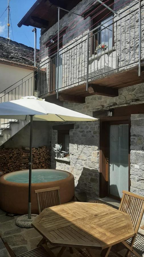 Locanda Del Sasso Rooms Crodo Exterior photo