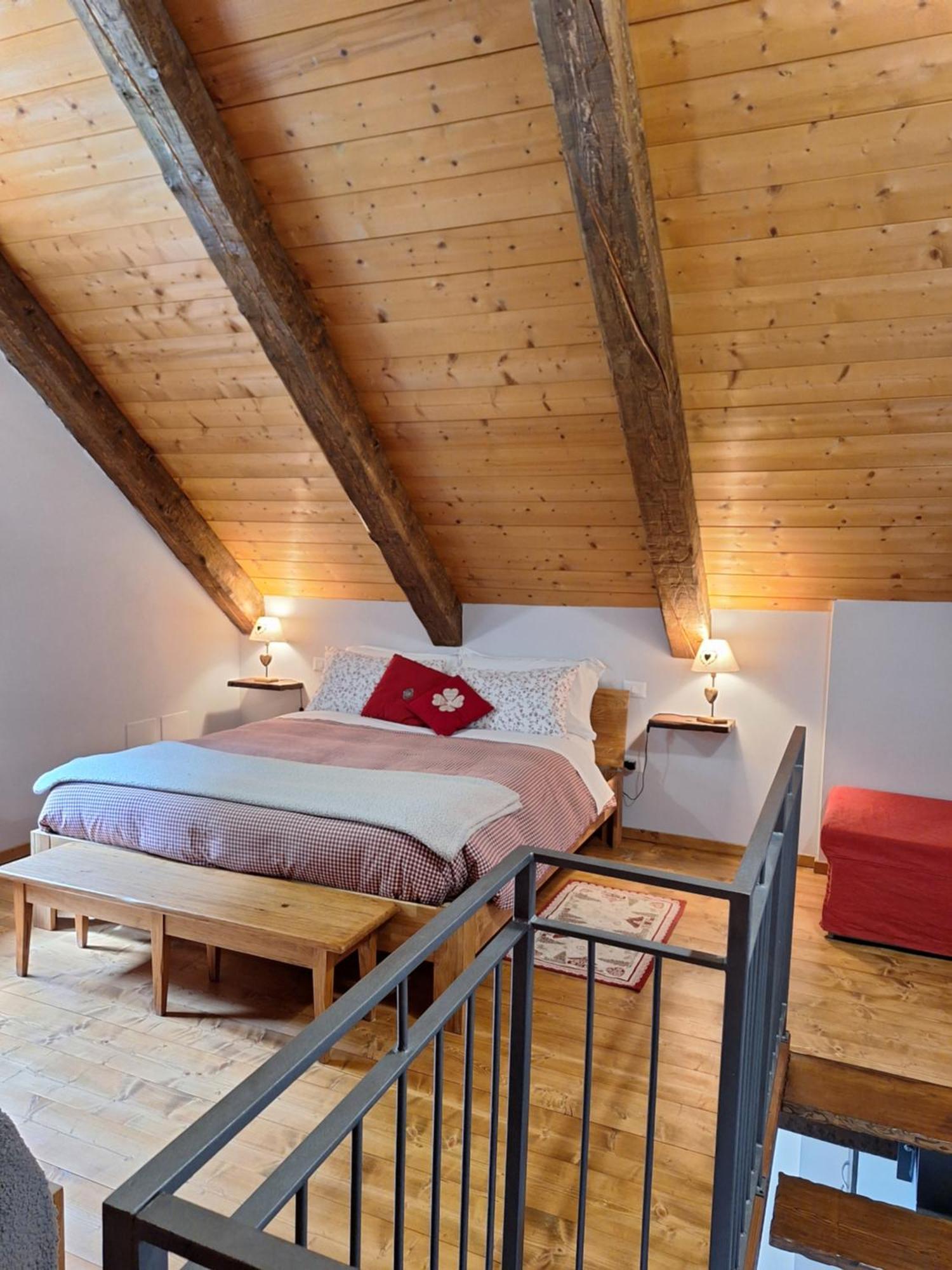 Locanda Del Sasso Rooms Crodo Exterior photo